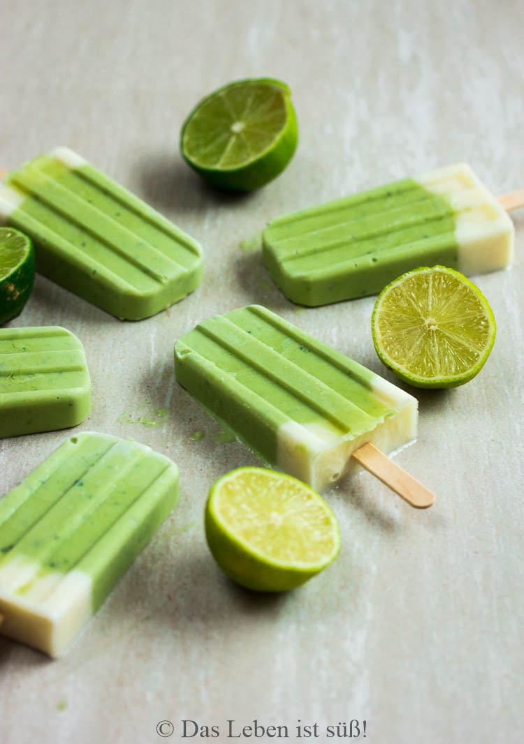 Avocado Limetten Eis am Stiel - DAS LEBEN IST SÜSS!