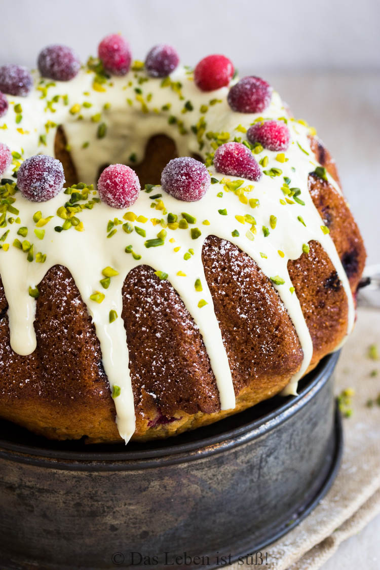 Cranberry-Buttermilch Guglhupf – DAS LEBEN IST SÜSS!